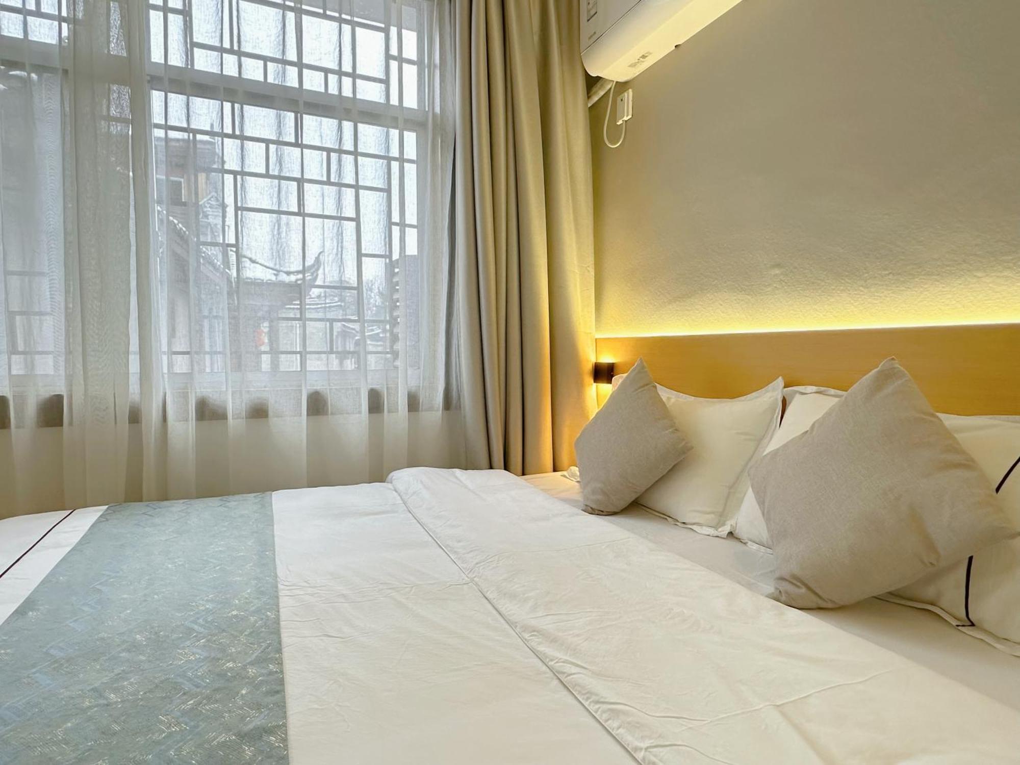 Hemu House Hotel Fenghuang Exterior photo