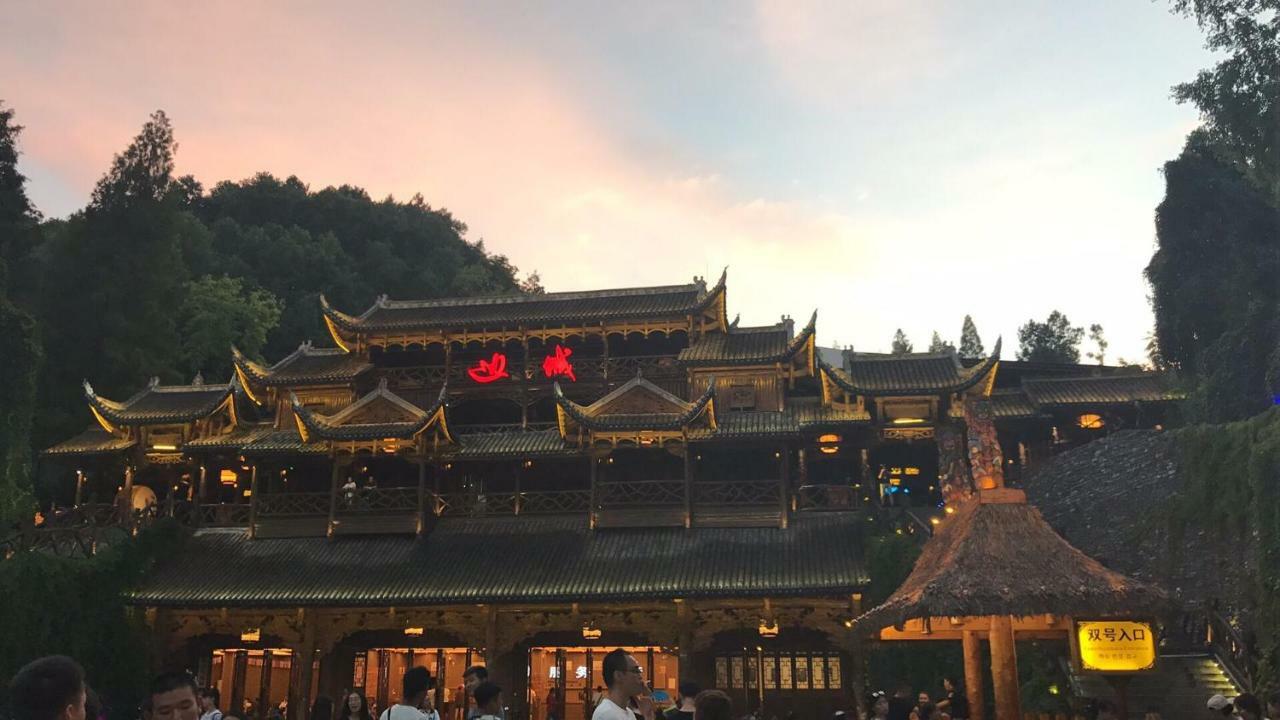 Hemu House Hotel Fenghuang Exterior photo